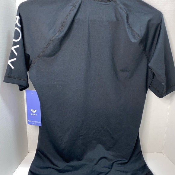 NWT Roxy Rashguard  New - Picture 3 of 6